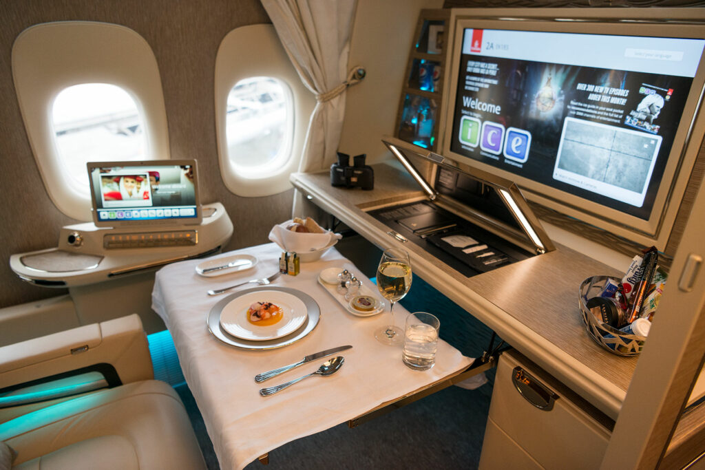 Cabina de primera clase del B777-300ER de Emirates - Cortesía de Emirates