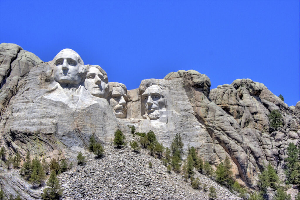 Mount Rushmore© HaloweenHJB - Pexels